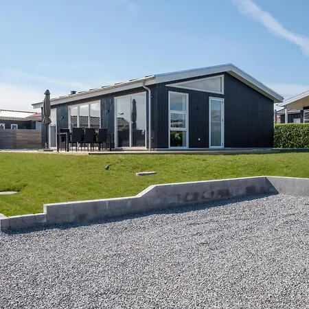 Сasa de vacaciones In With 3 Bedrooms And Wifi *