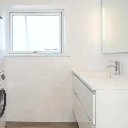 In With 3 Bedrooms And Wifi * Rønde